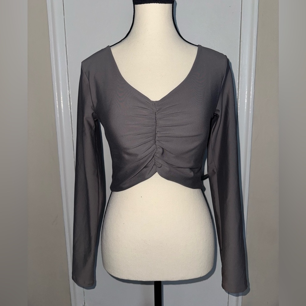 Abercrombie & Fitch YPB Gray Long Sleeve Ruched Women's Top